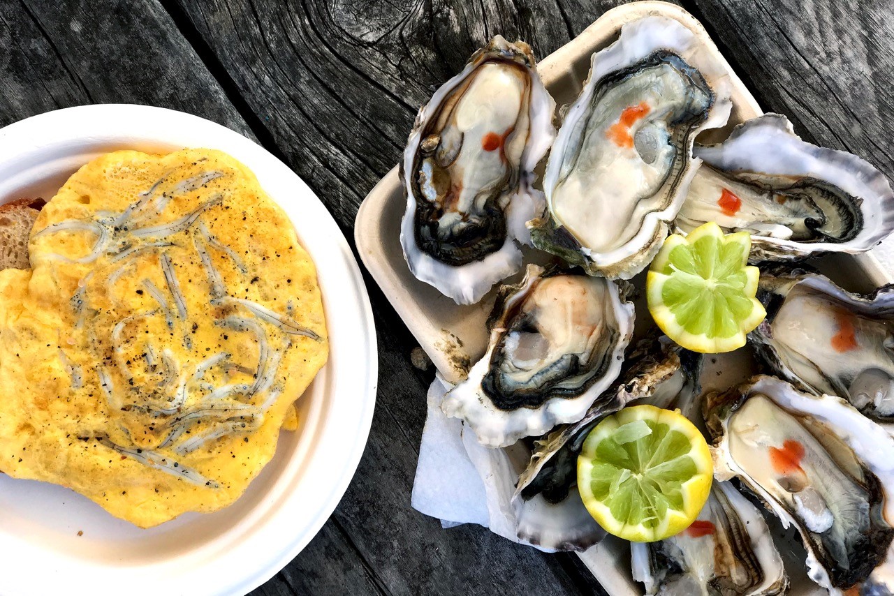 Matakana Farmers Market - Orata Oysters & Manaaki Whitebait Fritters