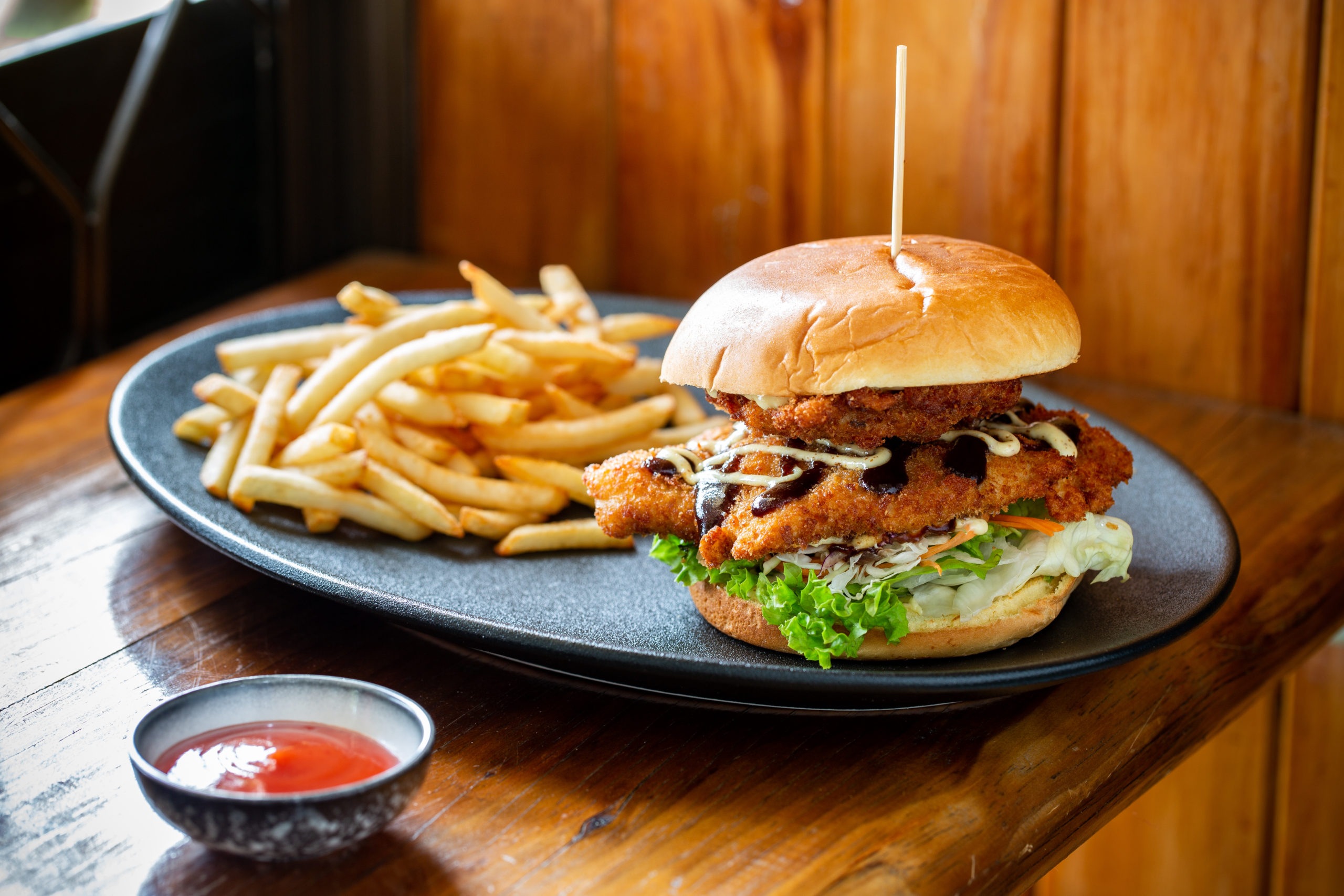 Cafe B - Chicken katsu burger